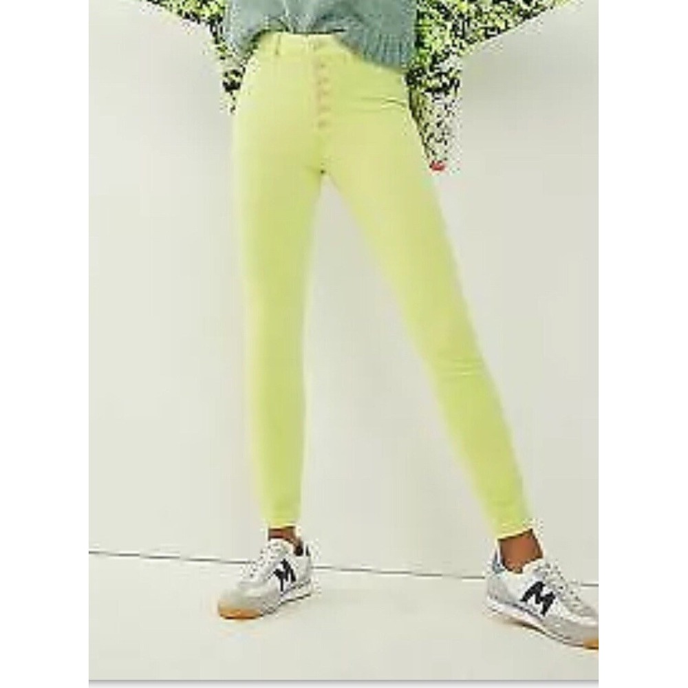 Anthropologie Pilcro High-Rise Button-Fly Skinny Corduroy Pants 32T Chartreuse
